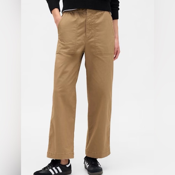 GAP Factory Pants - NWT Gap Factory High Rise Easy Wide-Leg Khaki M Petite